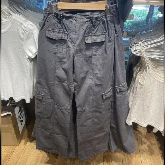 Brandy Melville Grey Kim Pants - Picture 11 of 16